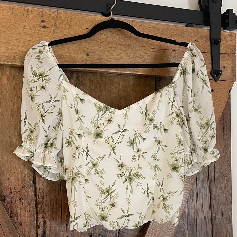 Abercrombie & Fitch Cream Floral Off-Shoulder Blouse